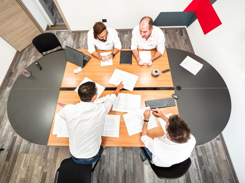 riunione-interna-italplant-lavorazioni